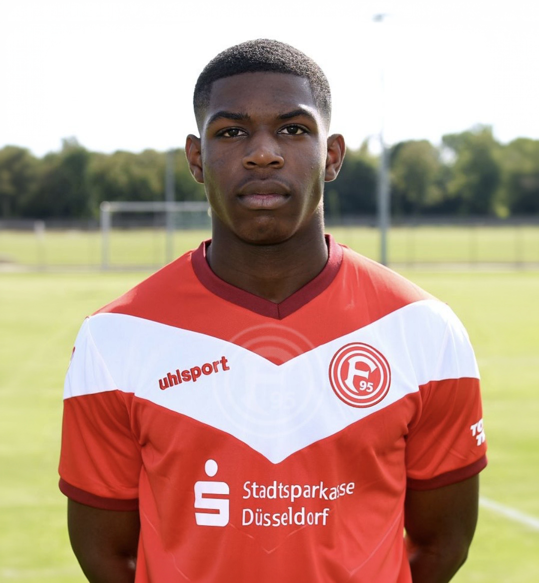 Edward Ayertey als NLZ-Spieler bei Fortuna Düsseldorf und SC Paderborn – Erfahrung im Profifußball